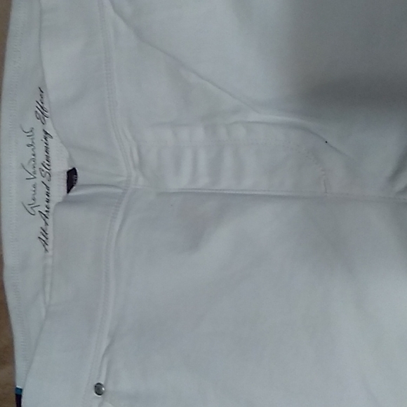 Gloria Vanderbilt Avery Pull On Skimmer.  NWT.  18W - Picture 6 of 16